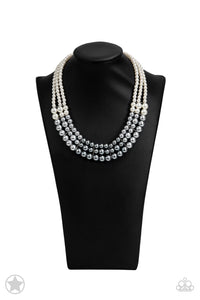 Paparazzi Accessories - Lady In Waiting